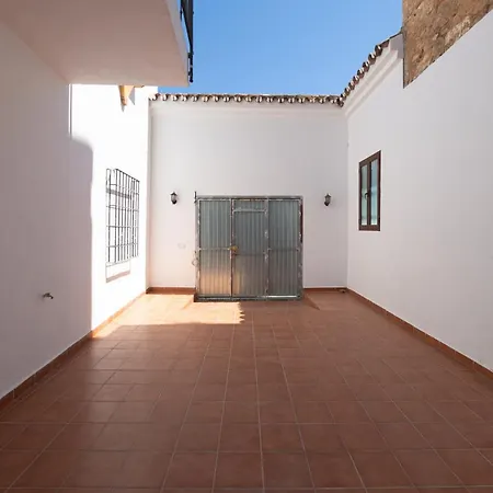 Casa Con Parking A 500m Del Tajo De Apartamento *